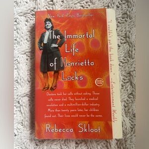 The Immortal Life of Henrietta Lacks by Rebecca Skloot